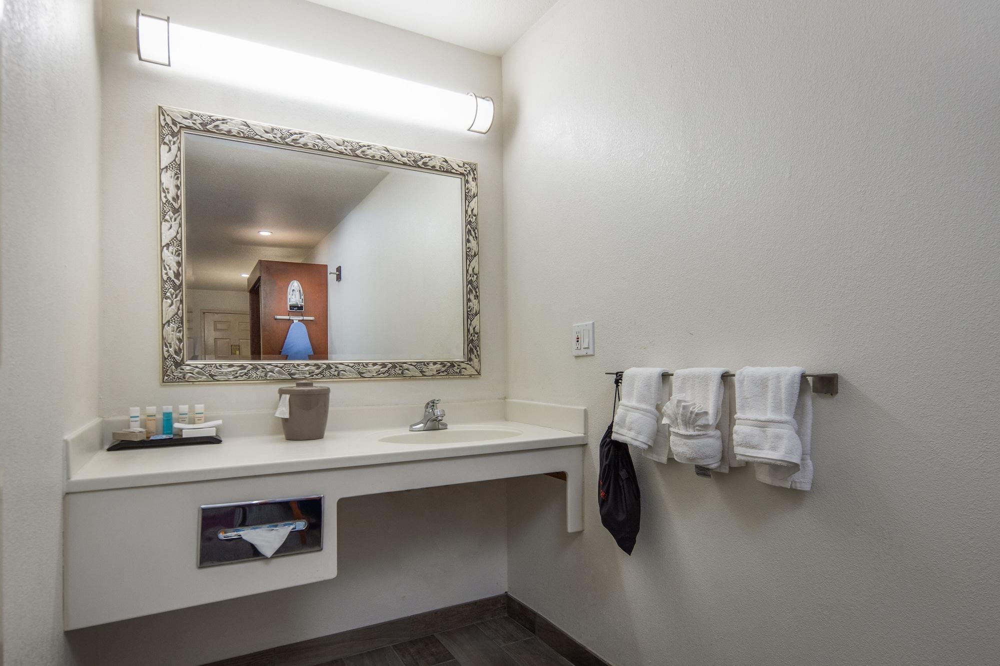 Atherton Park Inn And Suites Redwood City Exterior photo