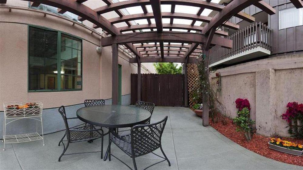Atherton Park Inn And Suites Redwood City Exterior photo